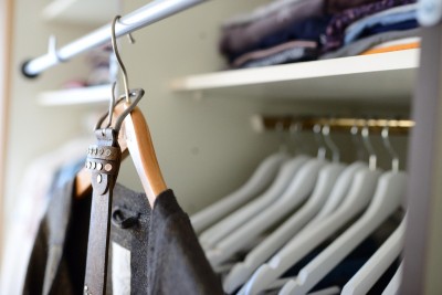 Textilwende beginnt im Kleiderschrank